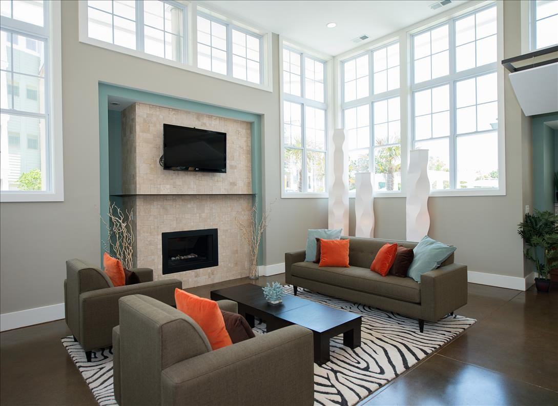 Greenwich Village - Photo 2 of 7