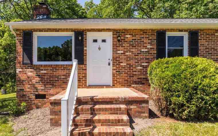 5946 Stubbs Bridge Rd - Photo 2 of 16