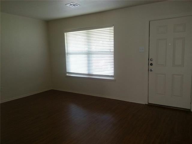 307 Saffron Cir - Photo 2 of 27