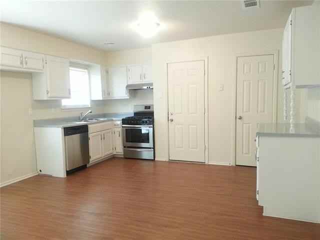 307 Saffron Cir - Photo 3 of 27