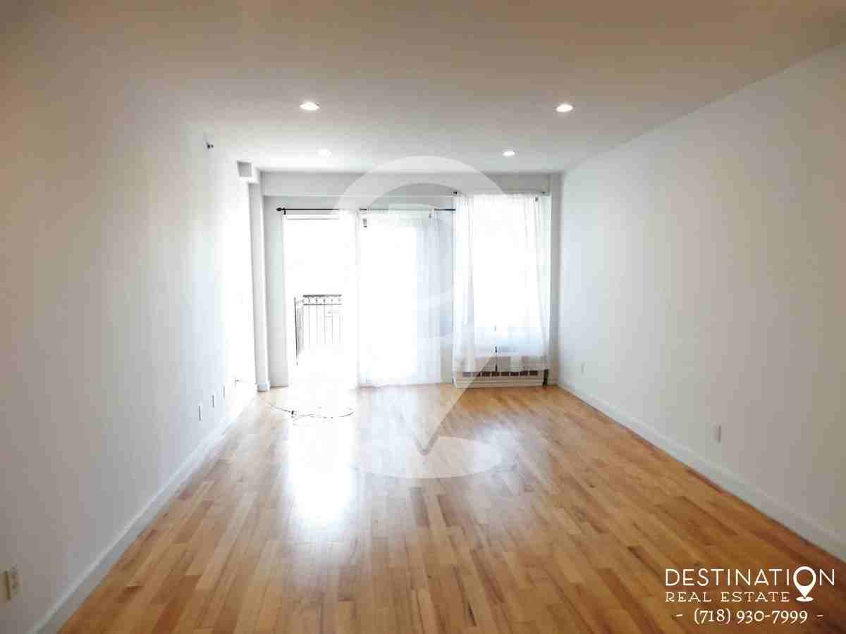 714 6th Ave - Photo 3 of 19