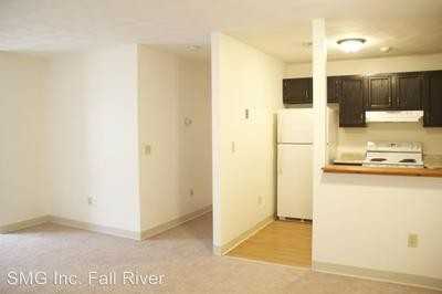 367 Woonasquatucket Ave - Photo 2 of 14