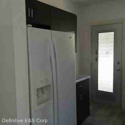 214 S Palmway - Photo 3 of 10