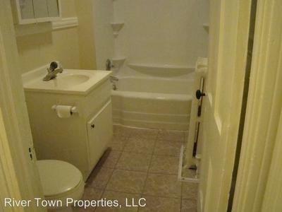 824 19th St - Photo 3 of 7