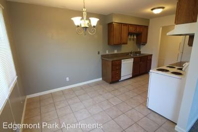 3421 Kingswood Pl - Photo 3 of 11