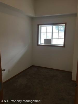 255 1st Ave S - Photo 3 of 6