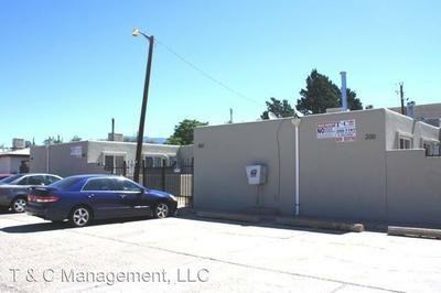 206 San Pablo St NE - Photo 2 of 8