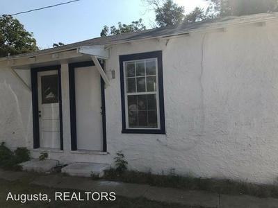 649 N 18th St - Photo 2 of 7