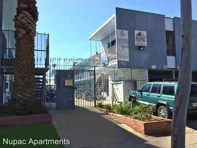 738-742 West 27th Street - Photo 2 of 21