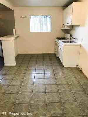 501 E Compton Blvd - Photo 2 of 9