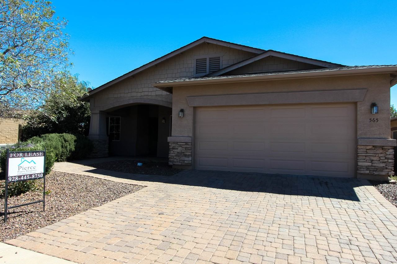 565 N Franco St - Photo 2 of 26