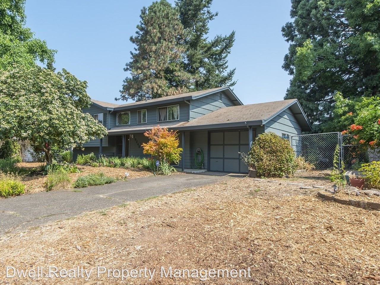 19245 NE Hassalo St - Photo 3 of 36