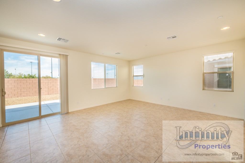 235 Moonshot Street - Photo 3 of 20