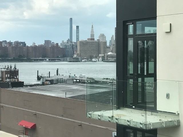 44 Kent St #3E