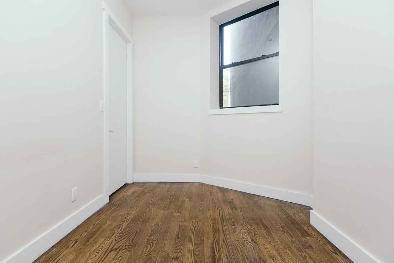 238 Stockholm Street #25ZS