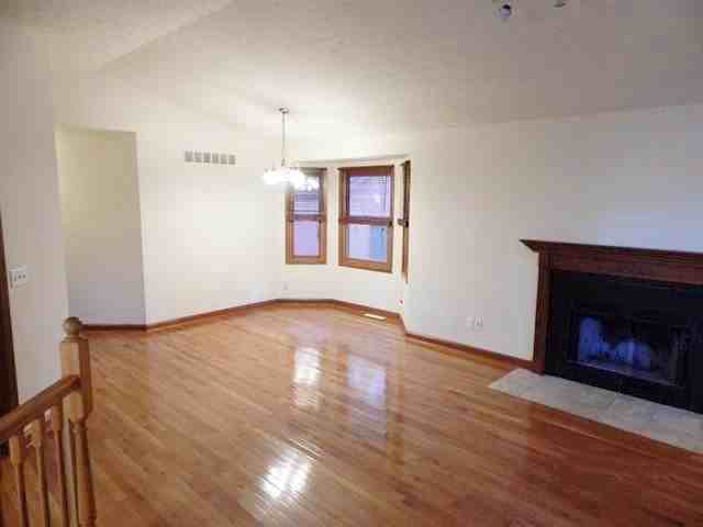 331 Rochester Rd NE - Photo 2 of 14