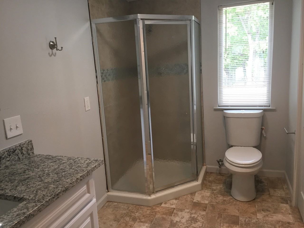 2823 Willow Park St - Photo 2 of 11