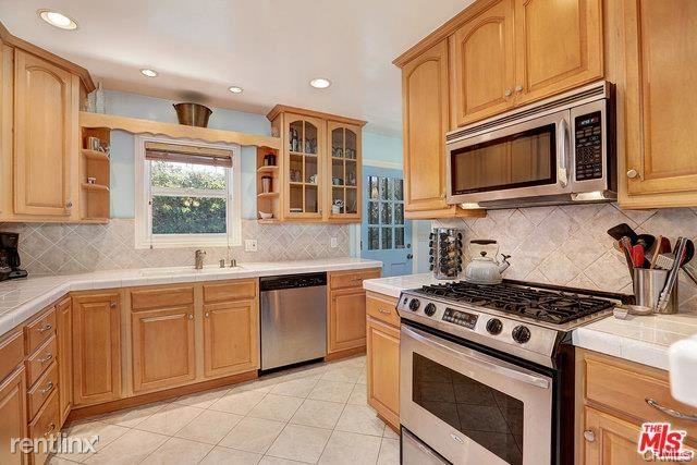 5315 Clearsite St - Photo 3 of 13