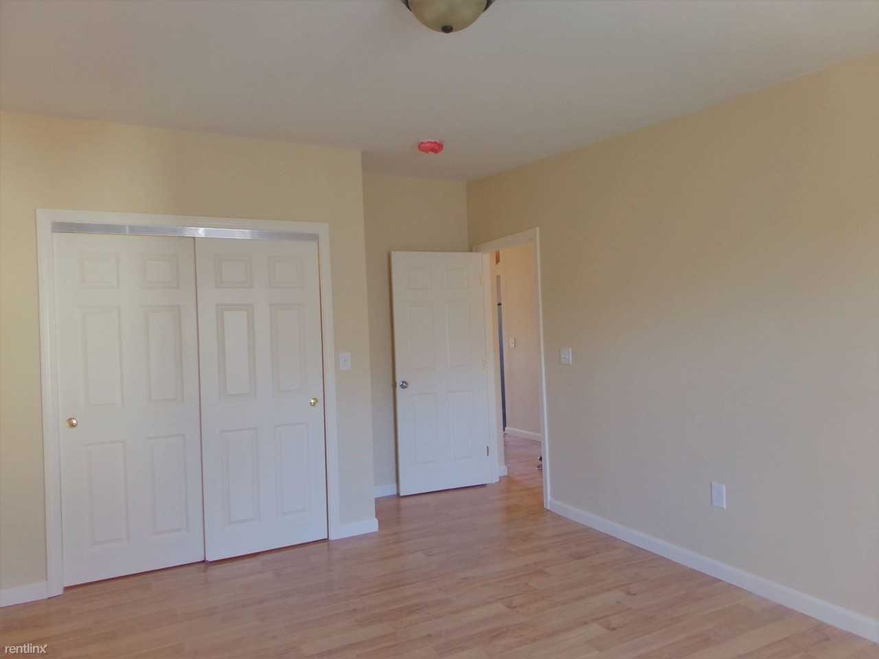 33 Elm St - Photo 2 of 14