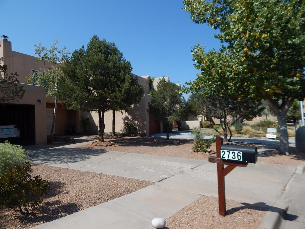 2736 La Bajada - Photo 2 of 19