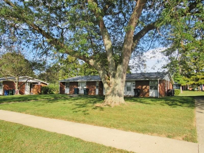 1033 Gurney Dr - Photo 2 of 15