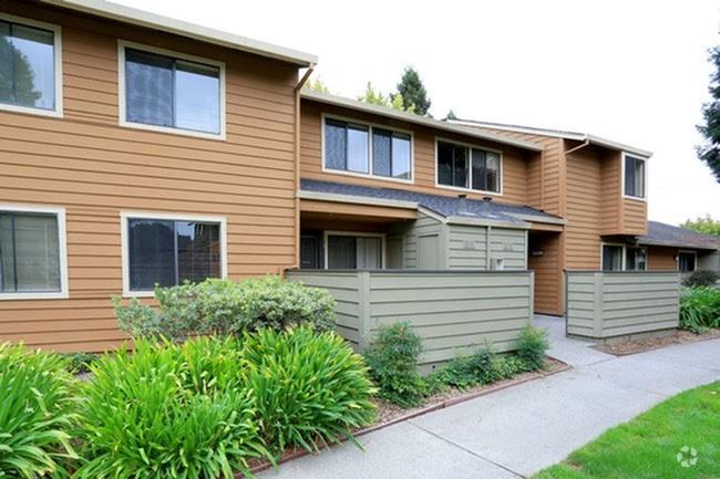 Park Vue - Photo 2 of 25