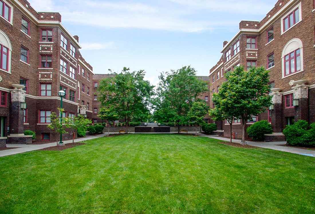 Drake Court Apartments 2116 Leavenworth St, Omaha, NE 68102 Zumper