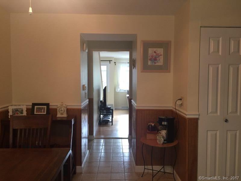 123 Towne House Rd #123 - Photo 3 of 20