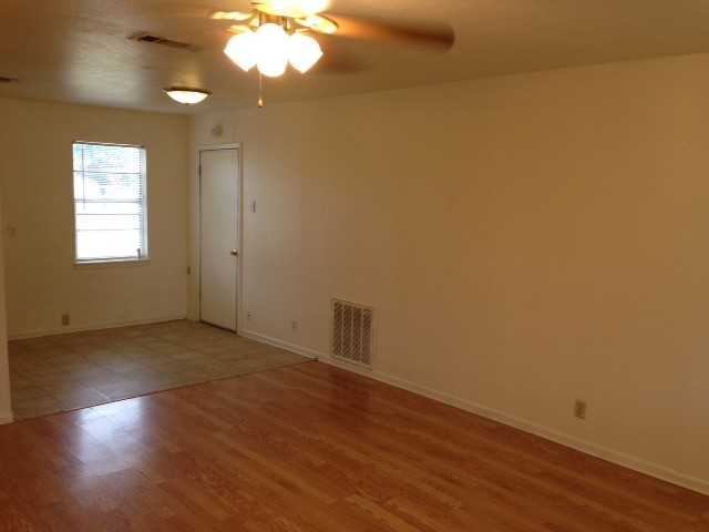 1418 Phoenix Drive - Photo 2 of 7