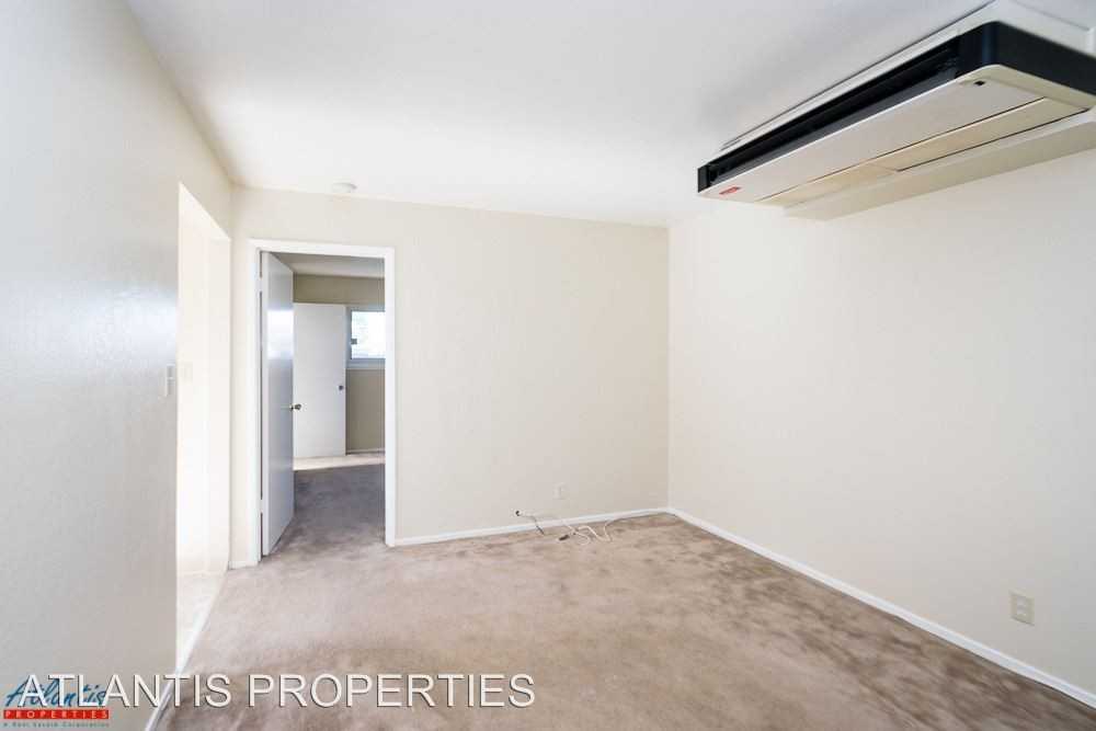 163 W Humboldt St - Photo 3 of 7