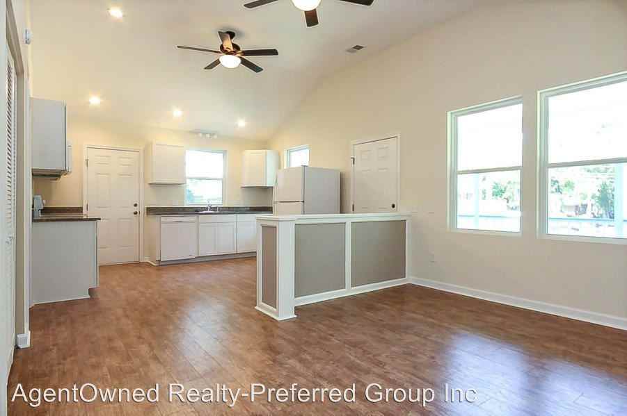 514 Bank St - Photo 3 of 8