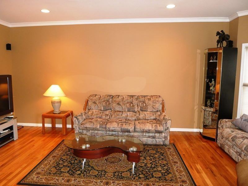 7 Jewel Dr - Photo 3 of 15