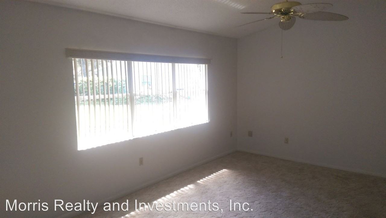 320 Skye Ct - Photo 3 of 20