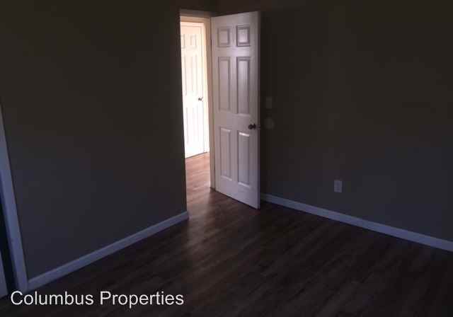 1399 Simpson Dr - Photo 3 of 13