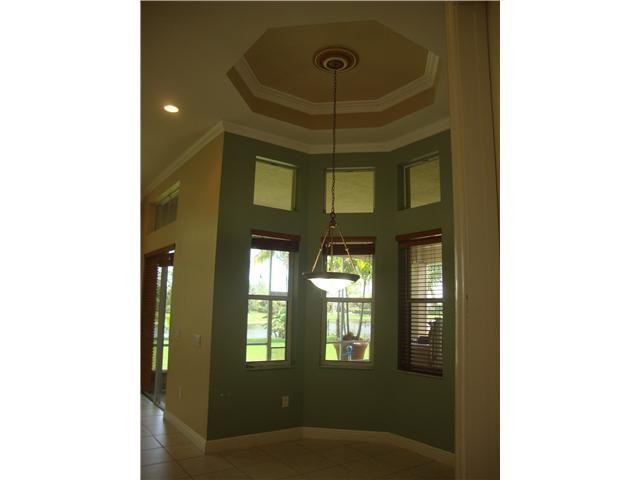 15351 SW 35th St - Photo 3 of 9