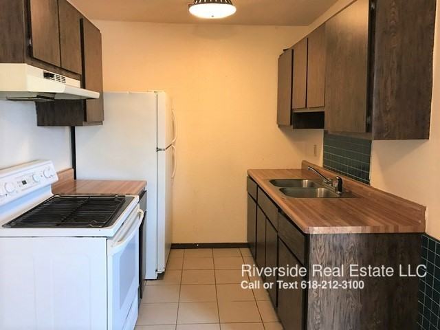 913 Joliet Dr #4 - Photo 3 of 5