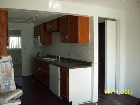 127 N Roanoke Ave - Photo 2 of 9