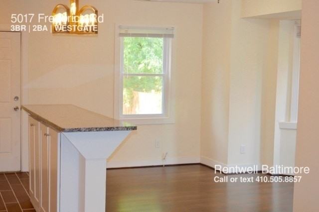 5017 Frederick Ave - Photo 3 of 17