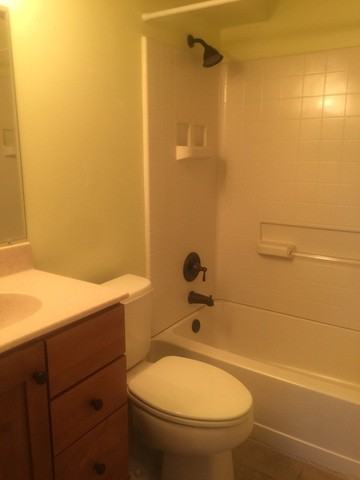 620 Candlewick Dr NE - Photo 3 of 14