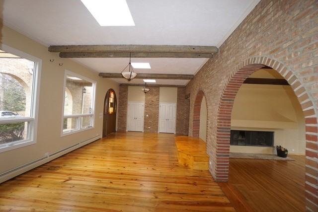 613 Three Oaks Rd - Photo 2 of 20