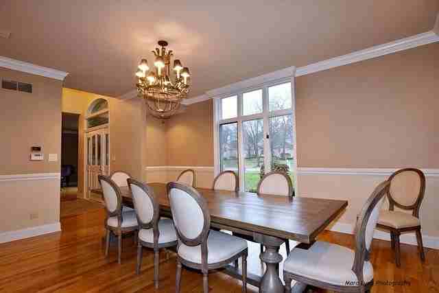 3303 Royal Fox Dr - Photo 3 of 25