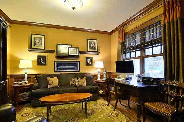 1022 Pine St - Photo 3 of 25