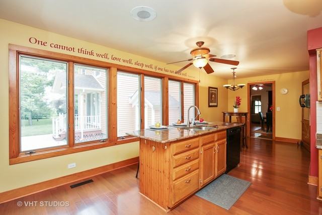 6404 Dunham Rd - Photo 3 of 20