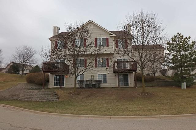 529 Foxridge Dr - Photo 2 of 25