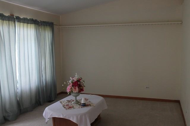 33063 N Valley View Dr - Photo 2 of 16