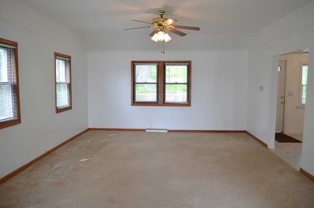 25751 Oak Ln - Photo 2 of 17