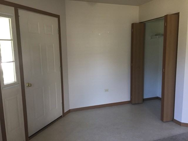 341 Poplar Ct #0 - Photo 3 of 16