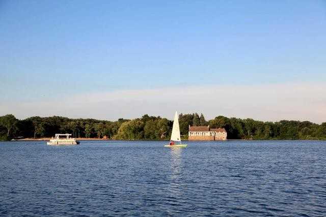 26837 Longmeadow Ct - Photo 3 of 50