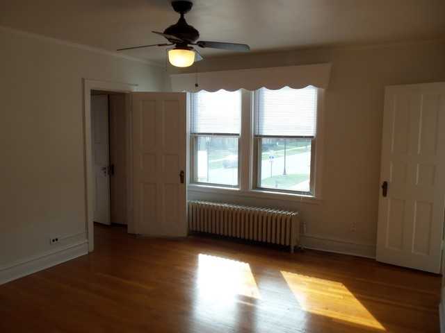 2551 Central Dr - Photo 3 of 18