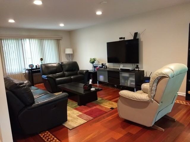 3269 Prestwick Ln - Photo 2 of 16